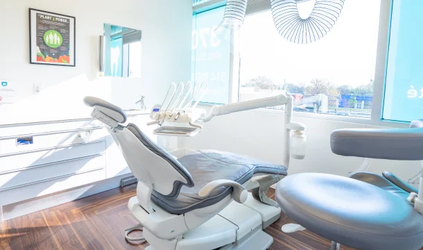 6 Cosmetic Dental Treatments to Conseder this Fall